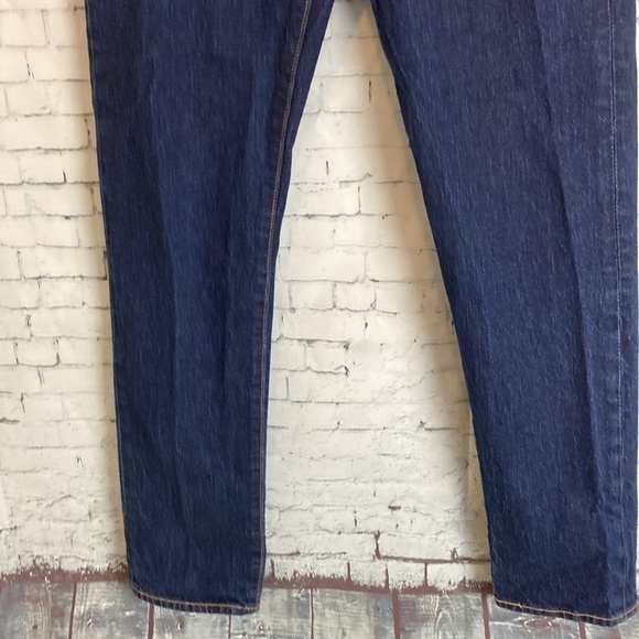 Levi's 502 Premium Jeans Rigid Denim Capsule Wardrobe Normcore Classic Winter - Picture 7 of 16